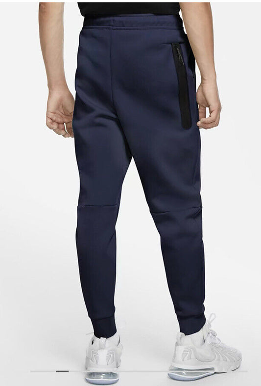 Nike tech